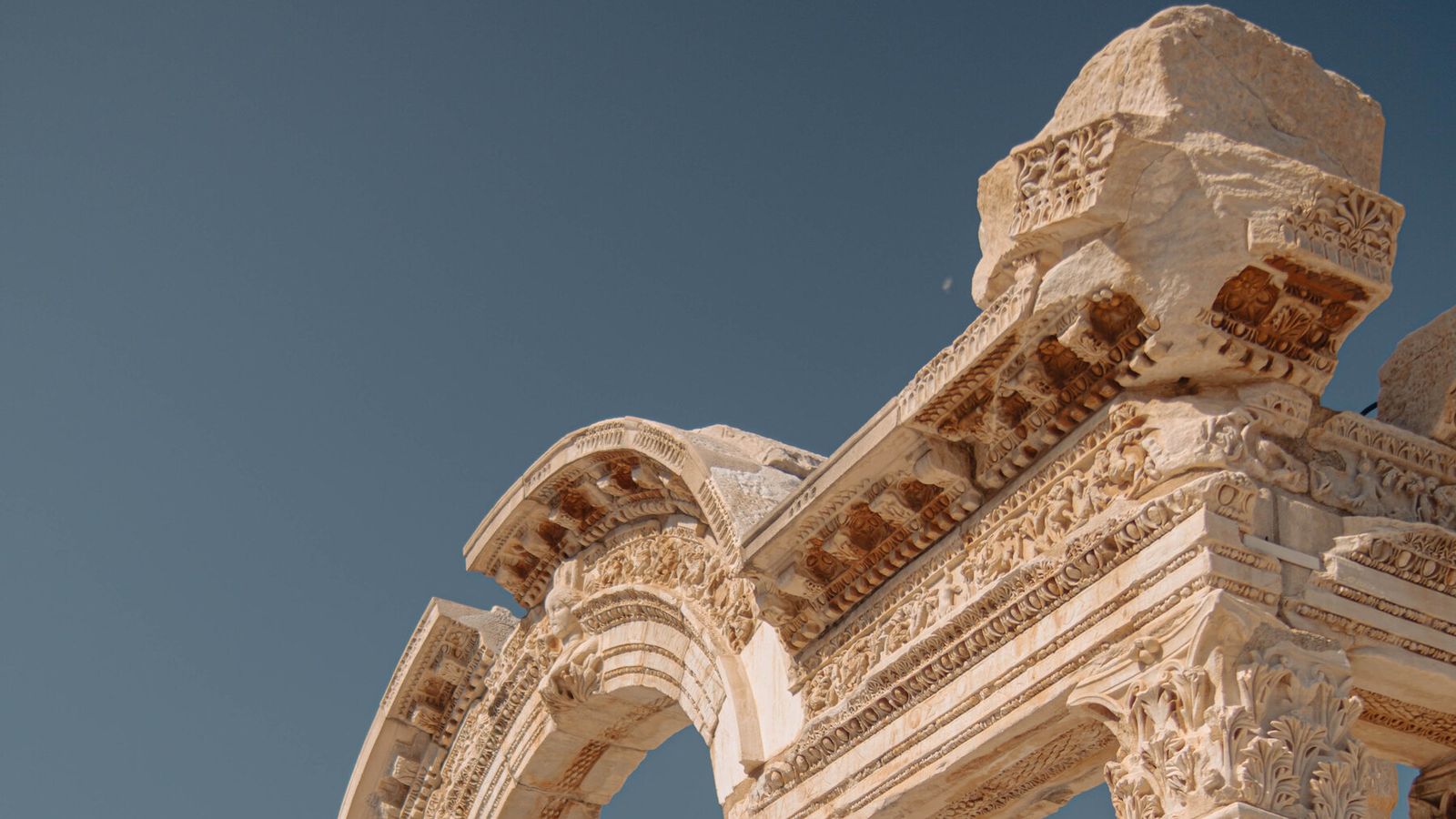Arquitetura romana em Éfeso, na Turquia
