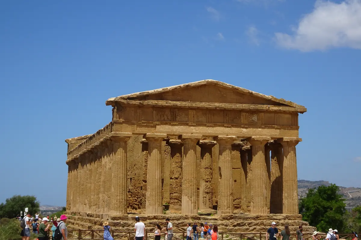 Templo da Concórdia no Vale dos Templos de Agrigento, Sicília