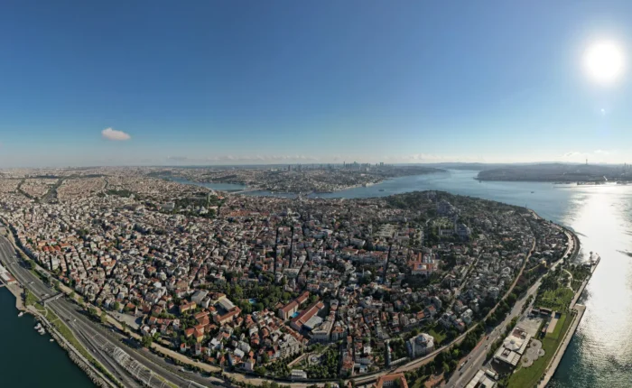 Vista panorâmica de Istambul e do Bósforo