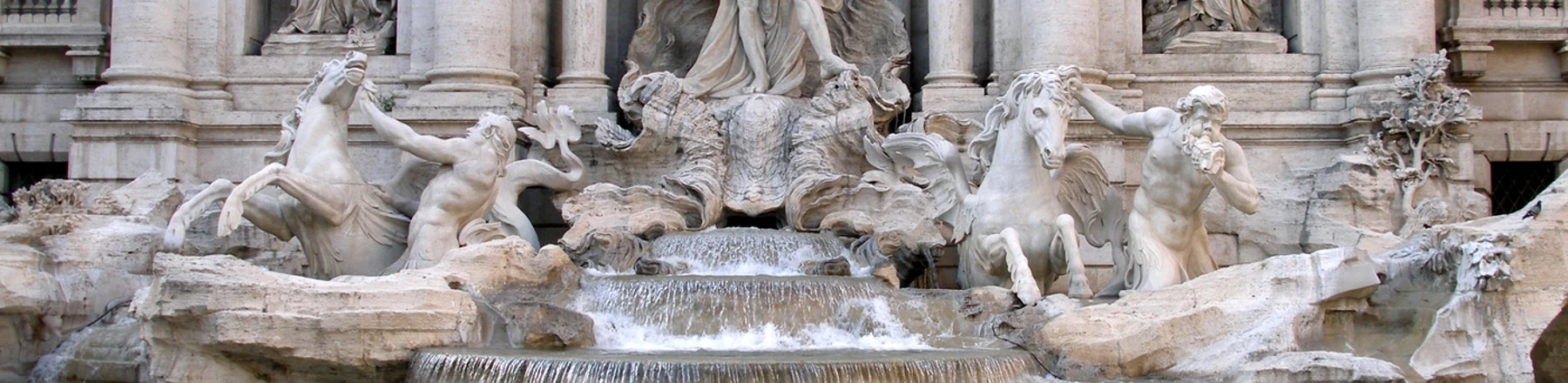 Detalhe da Fontana di Trevi, no passeio Roma Clássica do dia 7.