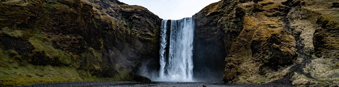Skógafoss, uma das paradas na costa sul.