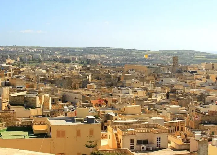 Vista panorâmica de Victoria, na Ilha de Gozo, em Malta